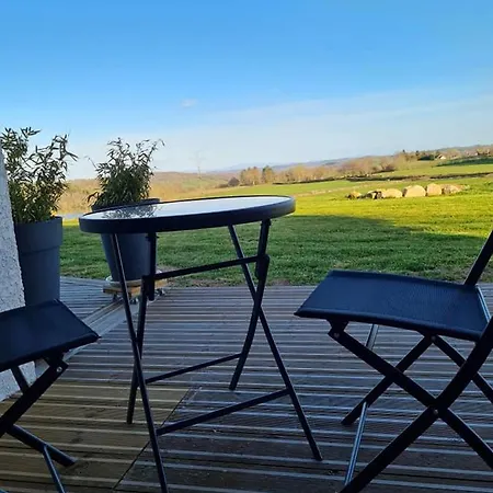 D'hotes La Ganivelle 住宿加早餐酒店 *